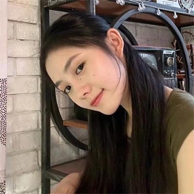 刀锋下的替身封面